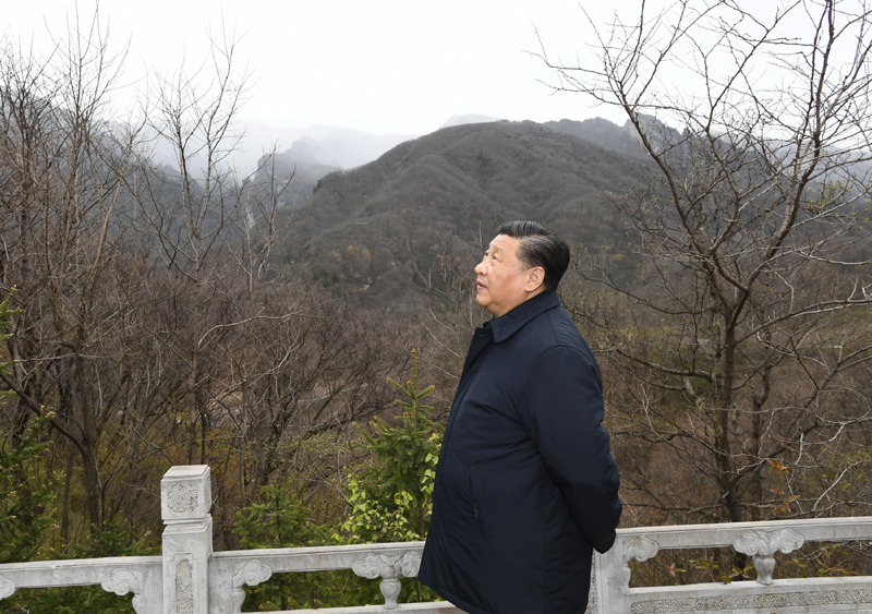 2020年4月20日，習(xí)近平總書記在位于陜西柞水的秦嶺牛背梁國家級自然保護(hù)區(qū)考察秦嶺生態(tài)保護(hù)情況。